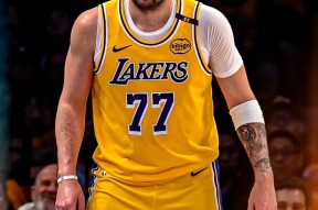 Kaiyun-东契奇新星出色防守表现突出，加拿大队前途光明！