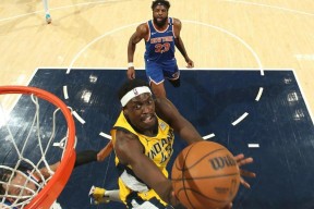 Kaiyun-西亚卡姆重返赛场，锐不可当首场状态出色，瑞士队观众沸腾！