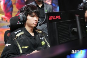 开云-Doinb遭遇七持续失利，FPX教练压力巨大！